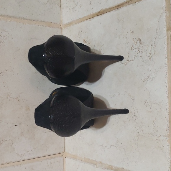 Gianni Bini high Heels with snakeskin heel - Picture 3 of 6